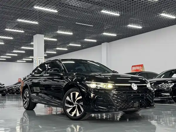 Volkswagen Passat 2025