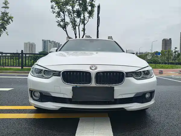 BMW 3 Series 2018