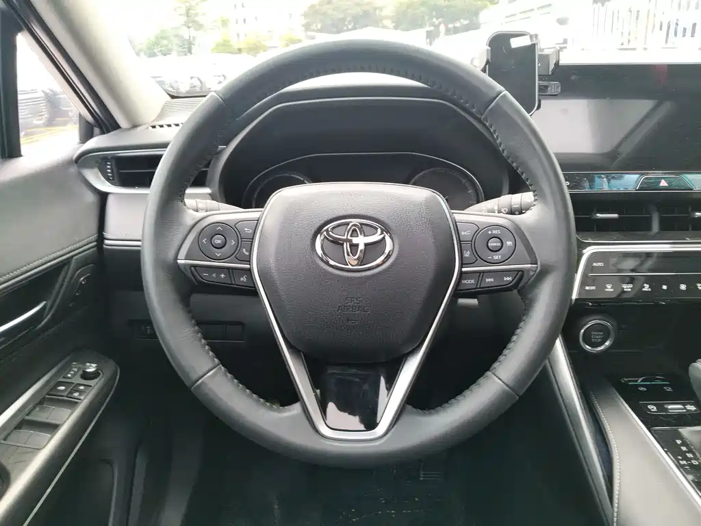 Toyota Harrier 2025 — фото 13