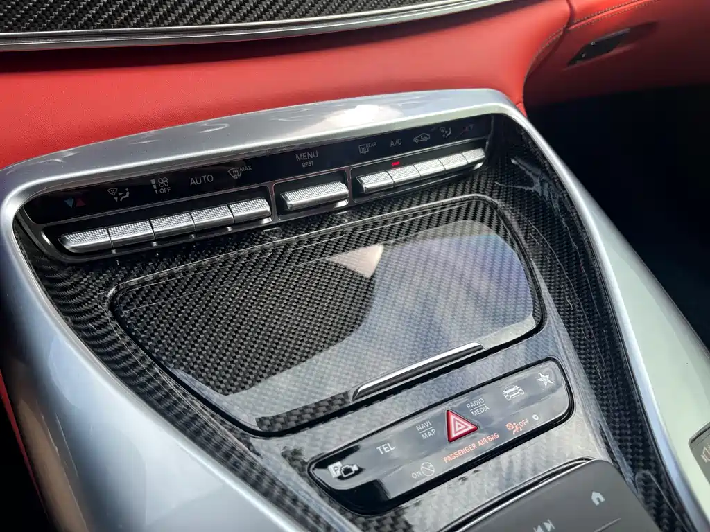Mercedes-Benz AMG GT 2021 — фото 15