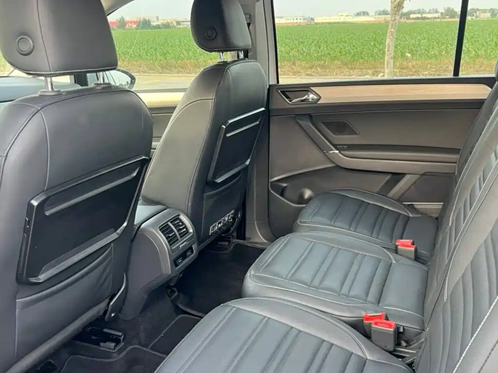 Volkswagen Touran 2016