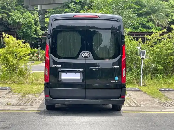 Maxus V90 2022