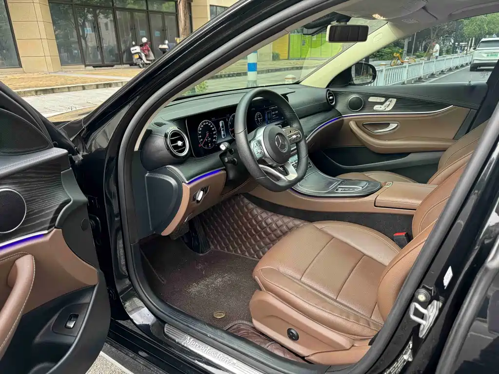 Mercedes-Benz E-Class 2020 — фото 5