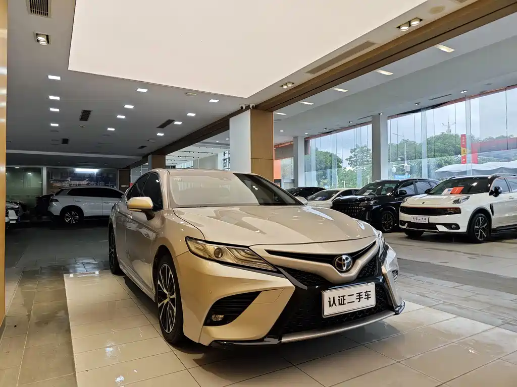 Toyota Camry 2018