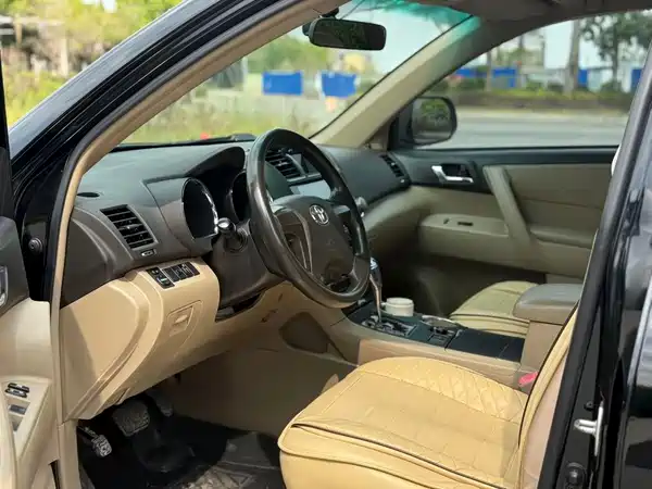 Toyota Highlander 2012