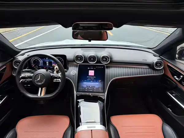Mercedes-Benz C-Class 2021