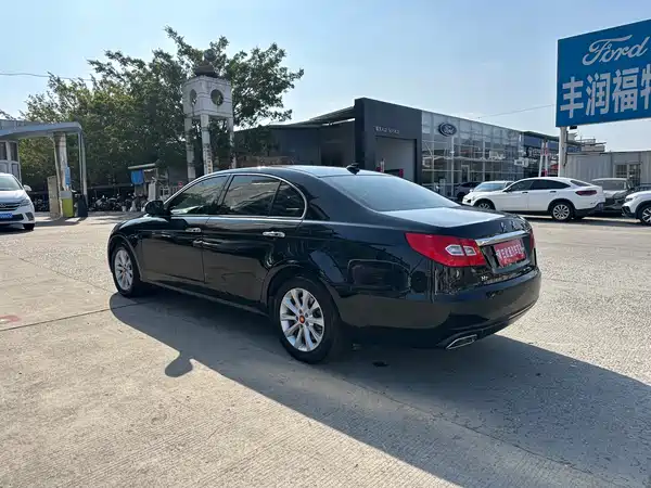 Hongqi H7 2015