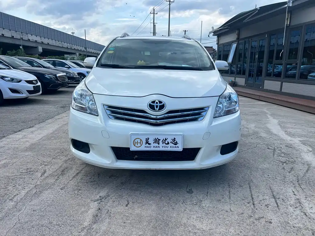 Toyota Verso 2012