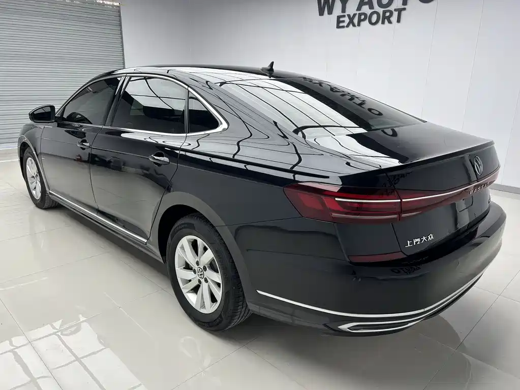 Volkswagen Passat 2022 — фото 4
