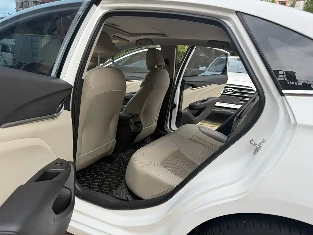 Buick Excelle 2017