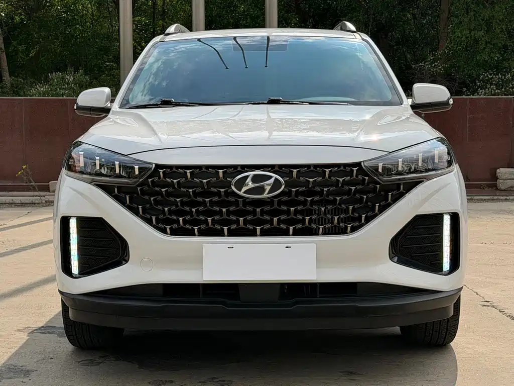 Hyundai ix35 2022 — фото 2