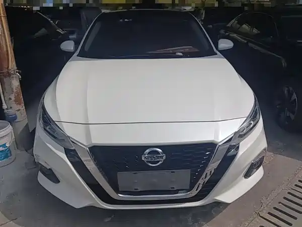 Nissan Teana 2022