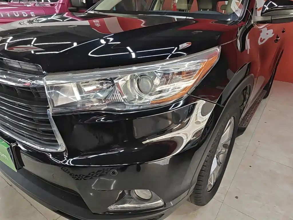 Toyota Highlander 2015 — фото 24