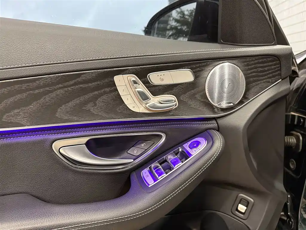 Mercedes-Benz C-Class 2020 — фото 10