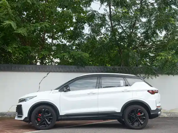 Geely Binyue 2025