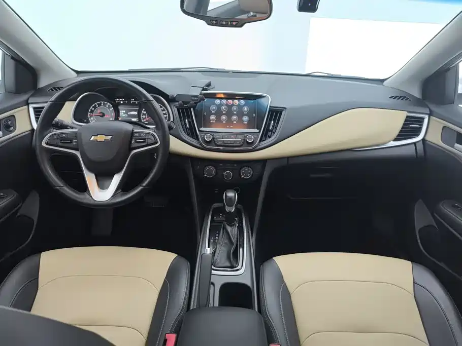 Chevrolet Cruze 2021 — фото 12