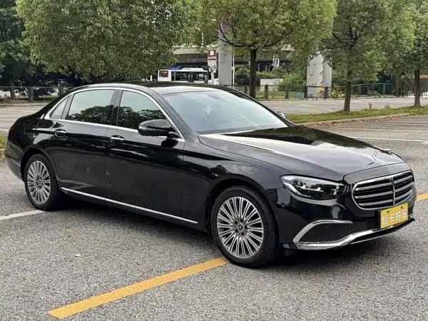 Mercedes-Benz E-Class 2021