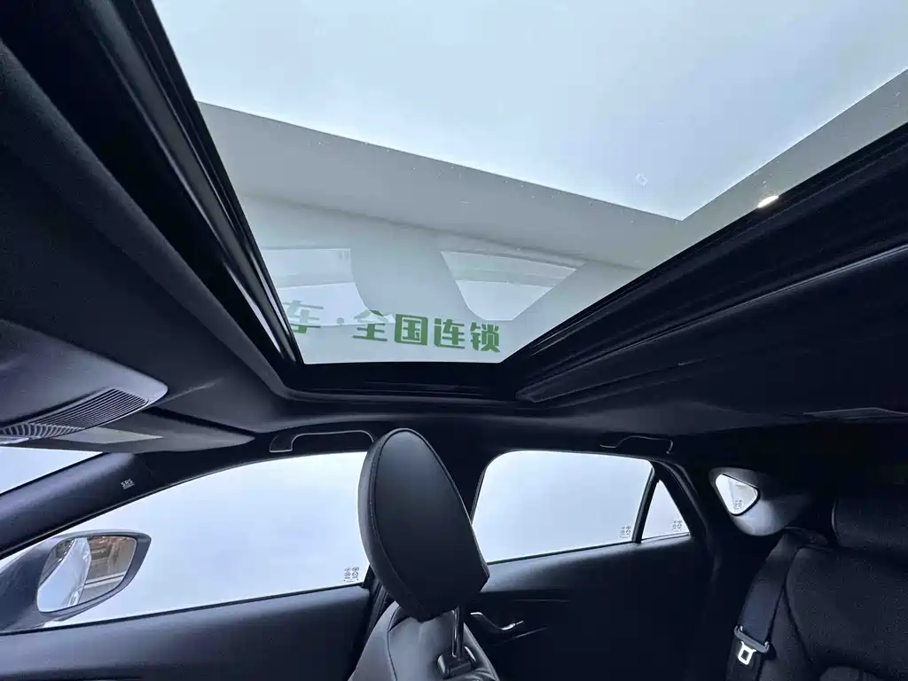 Mazda CX-4 2023 — фото 15