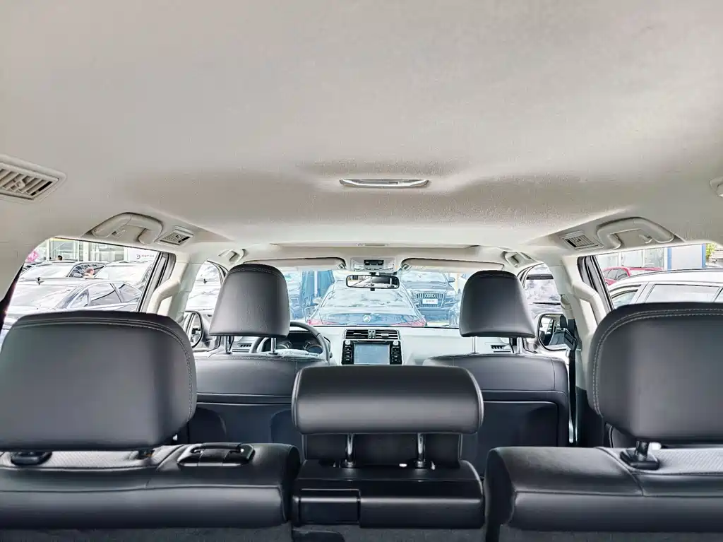 Toyota Prado 2019 — фото 24