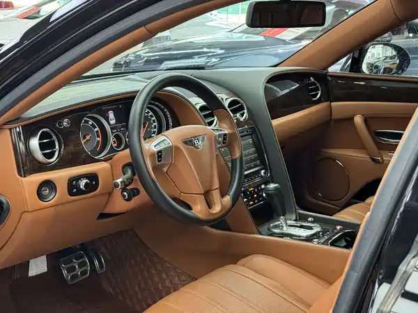 Bentley Flying Spur 2016