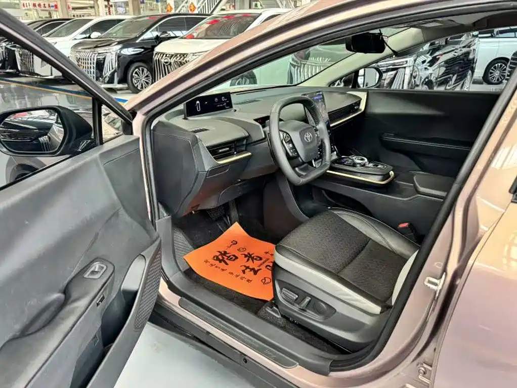 Toyota bZ3 2023