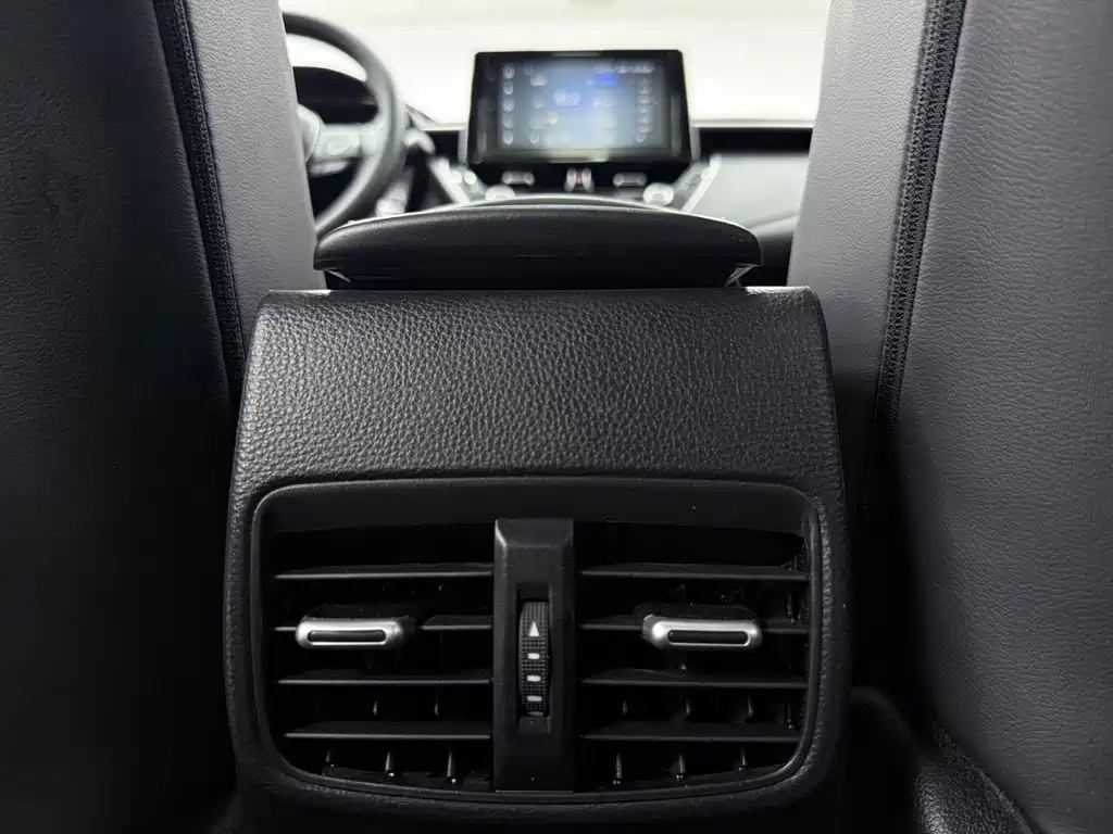 Toyota Levin 2022 — фото 15