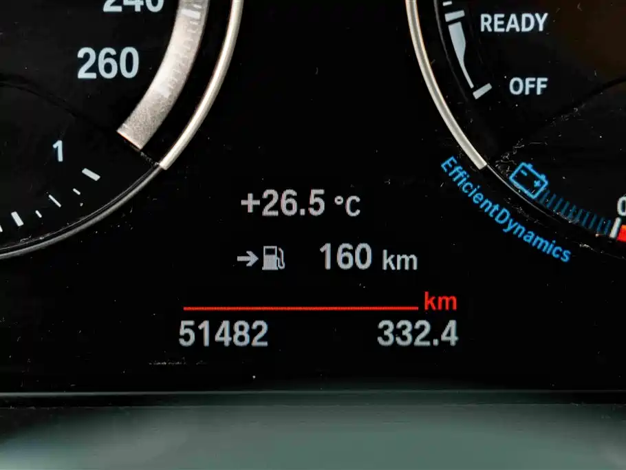 BMW 1 Series 2022 — фото 10