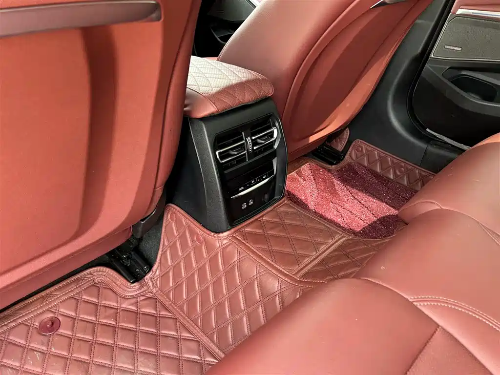 BMW 3 Series 2023 — фото 10