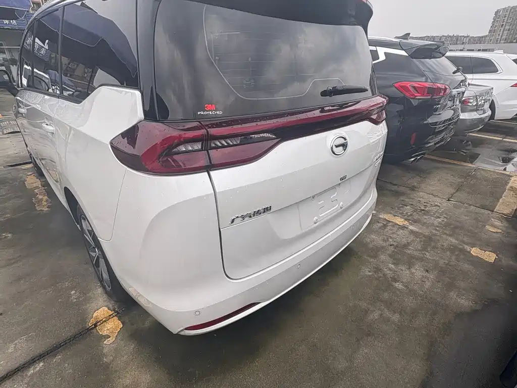 GAC Motor Trumpchi M6 2023 — фото 17
