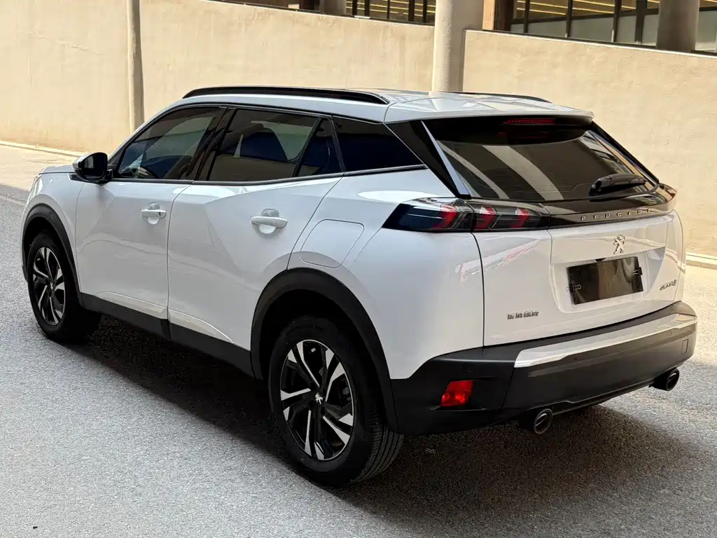 Peugeot 2008 2025