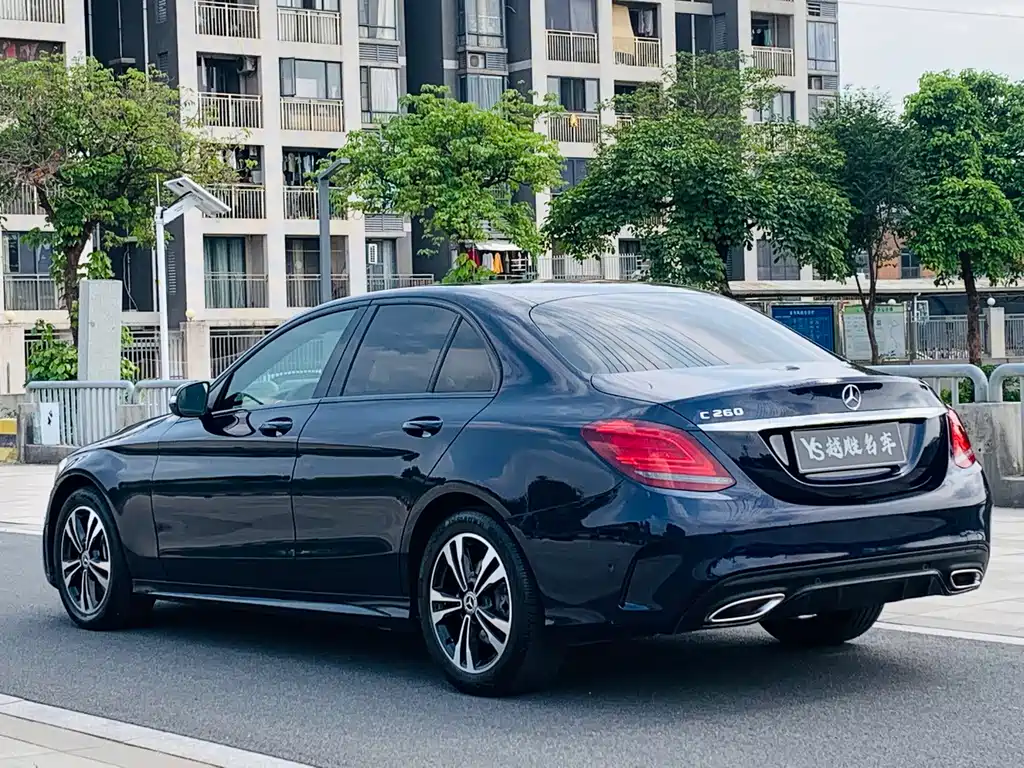 Mercedes-Benz C-Class 2019 — фото 3