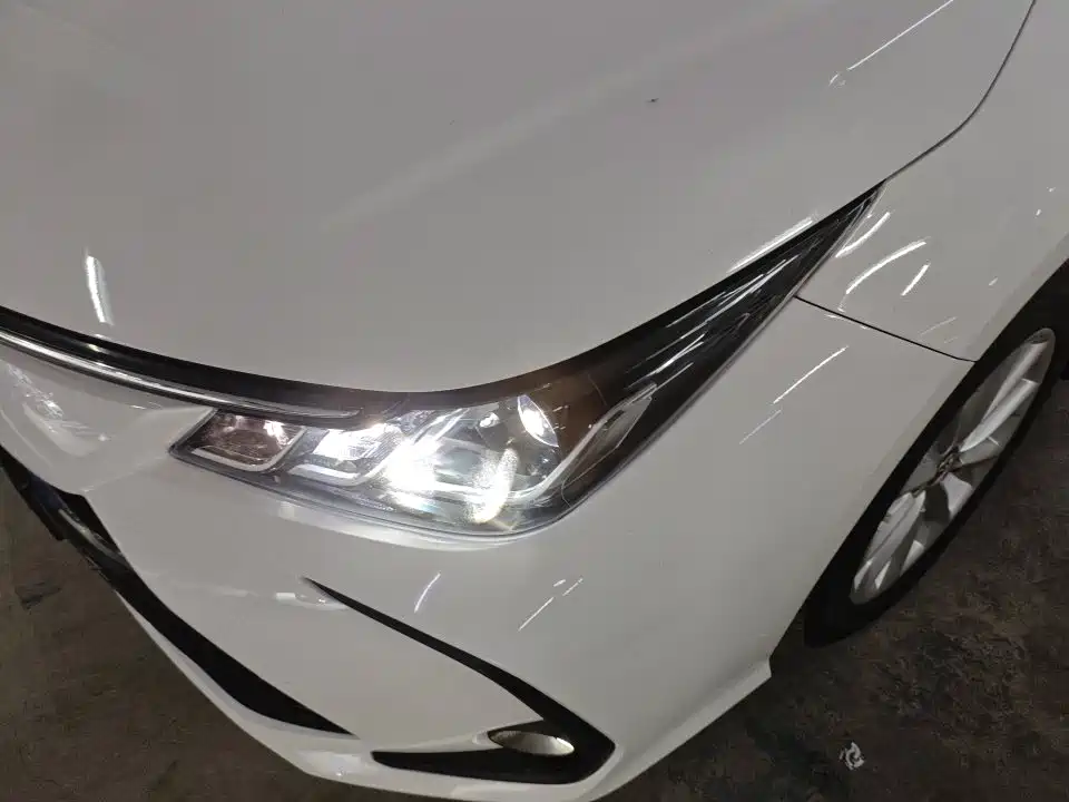 Toyota Corolla 2023 — фото 10