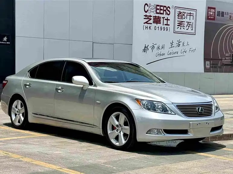 Lexus LS 2009 — фото 3
