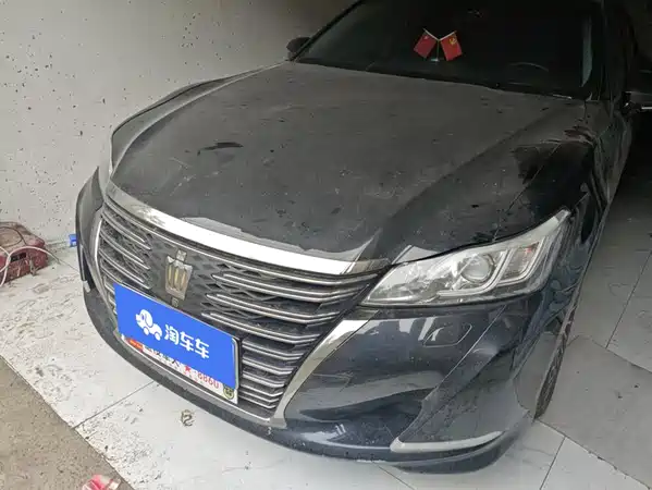 Toyota Crown 2018