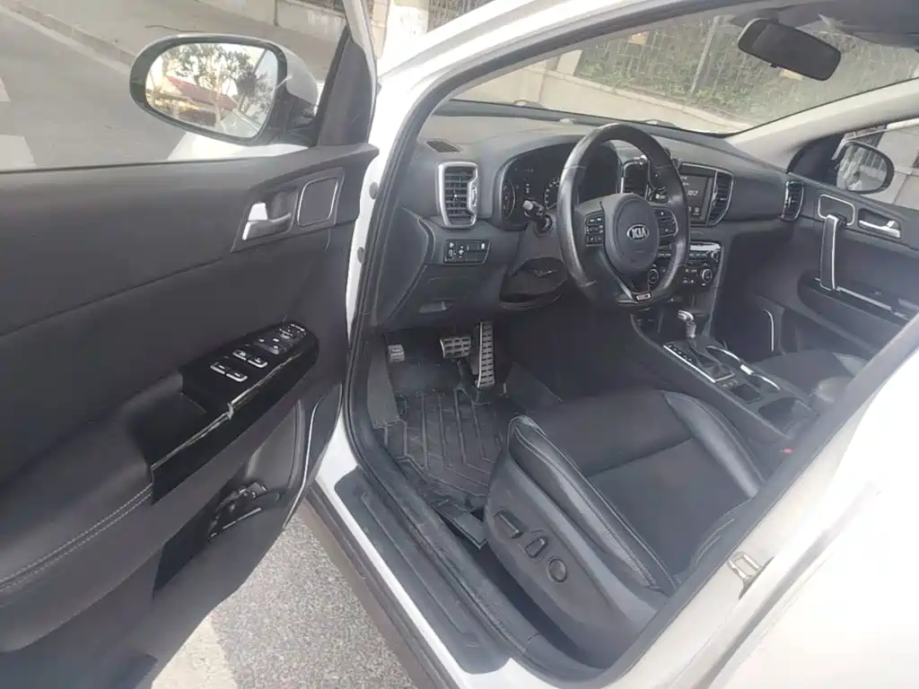 Kia KX5 2016 — фото 12