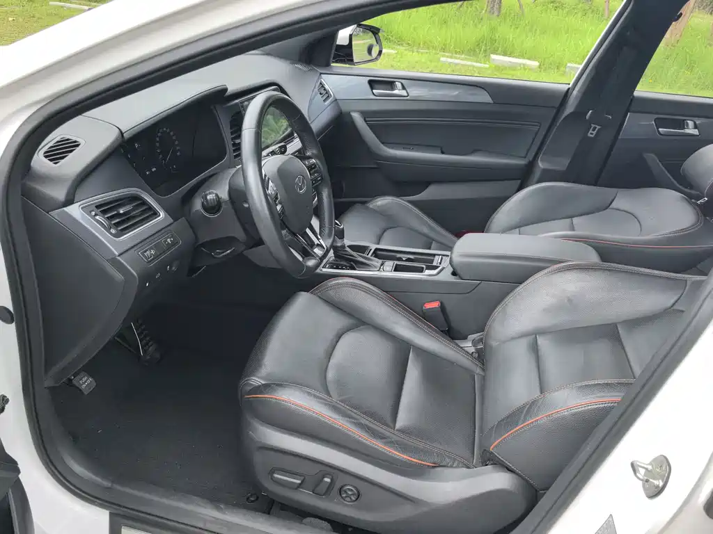 Hyundai Sonata 2015 — фото 11