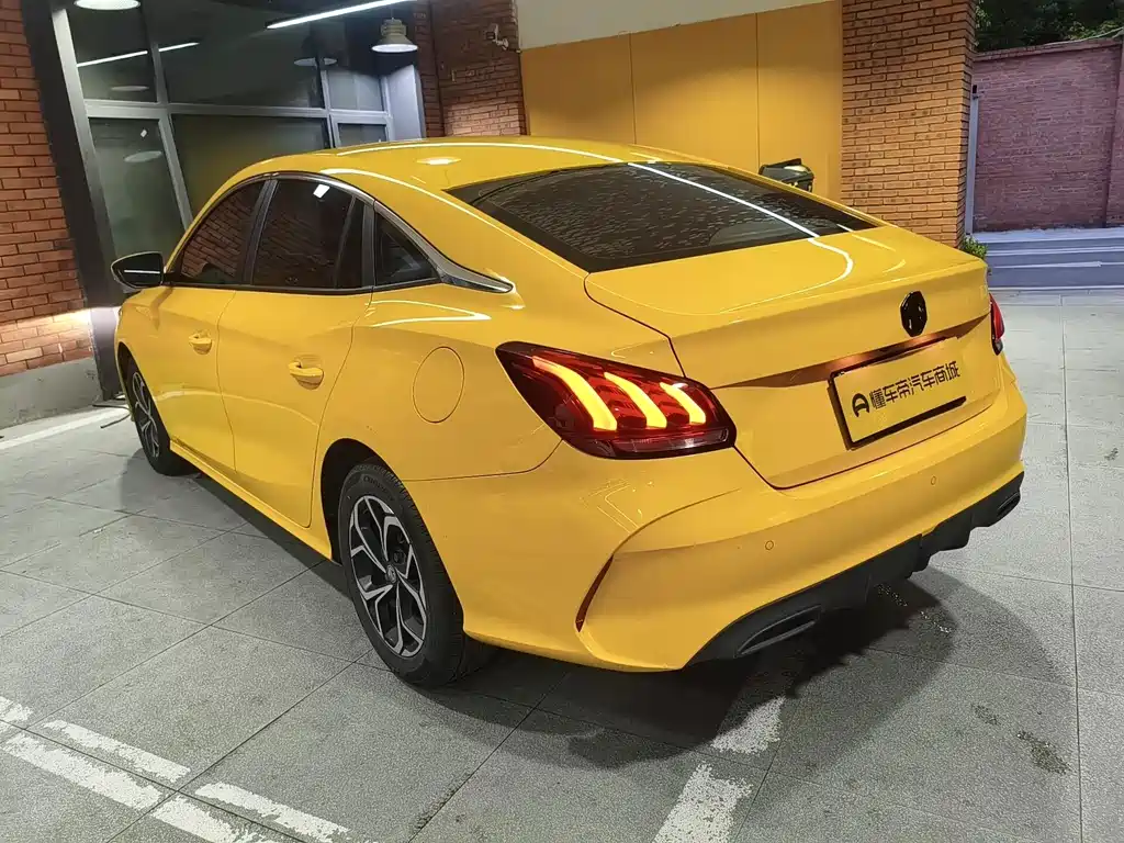 MG MG5 2022
