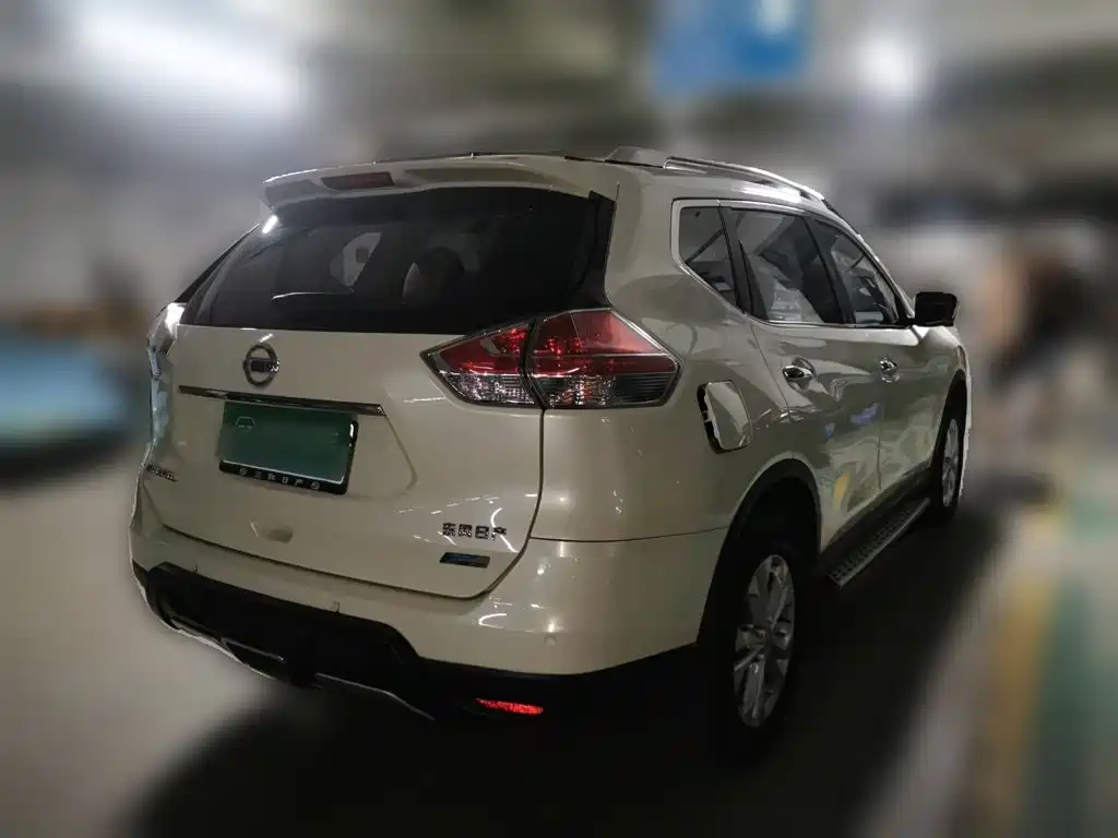 Nissan X-Trail 2015