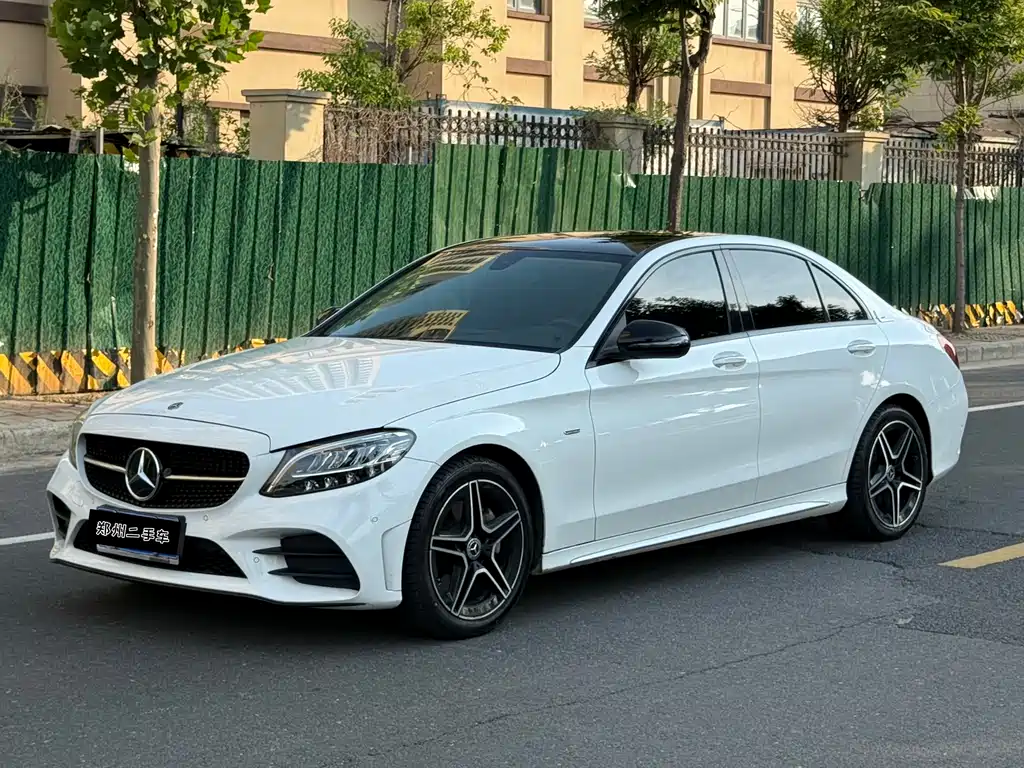 Mercedes-Benz C-Class 2020