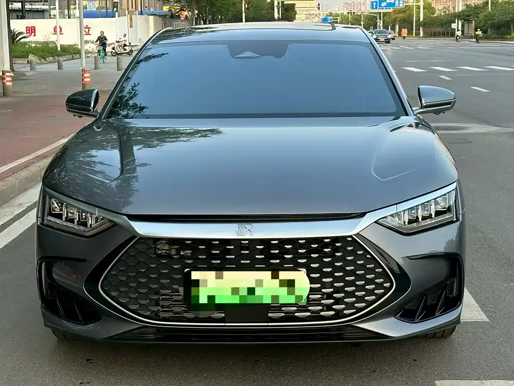 BYD Han 2024