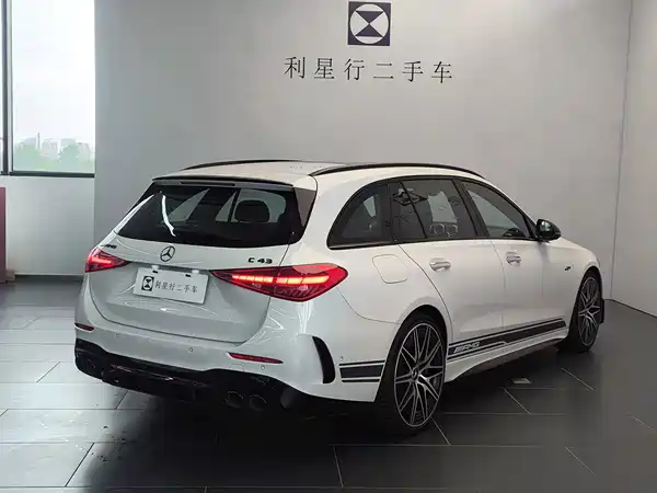 Mercedes-Benz C-Class AMG 2025