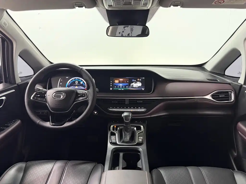 GAC Trumpchi M6 2021 — фото 14