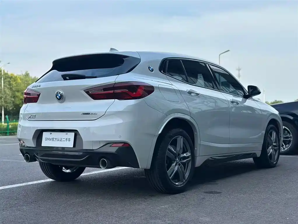 BMW X2 2023 — фото 15