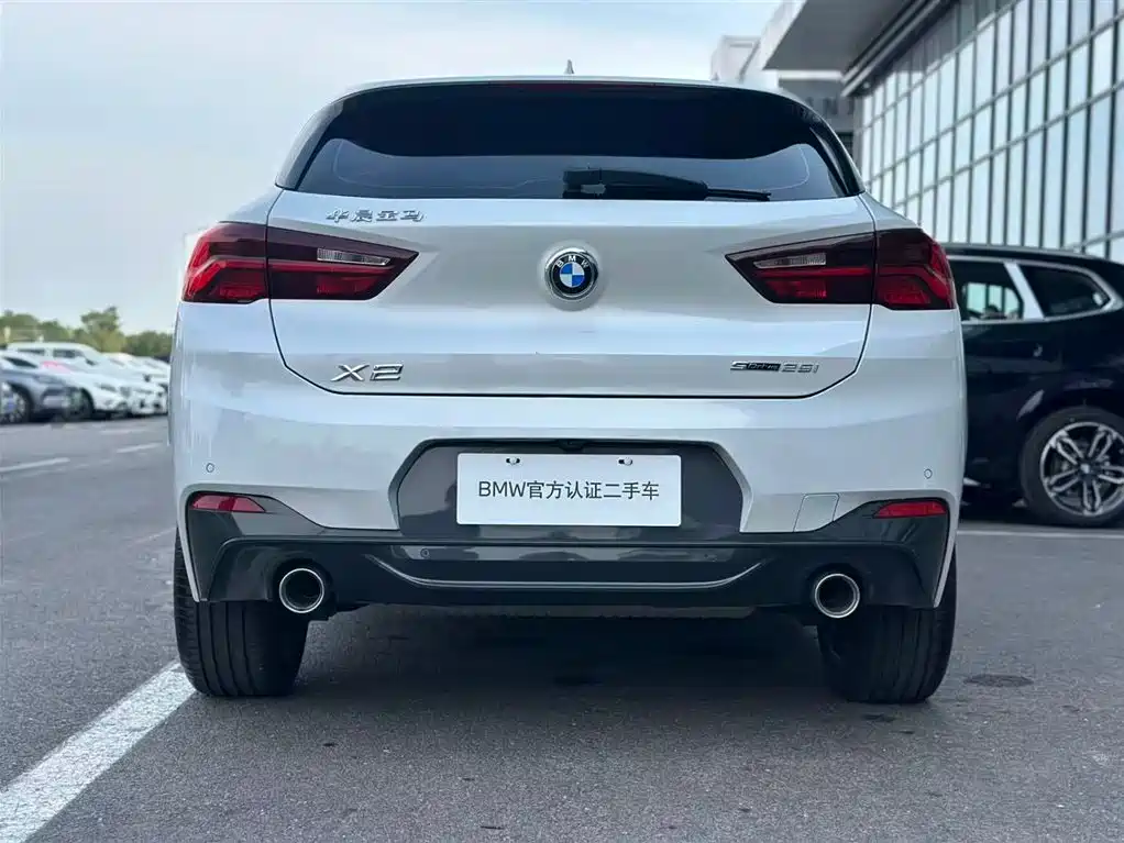 BMW X2 2023 — фото 13