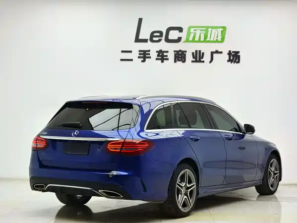 Mercedes-Benz C-Class 2020