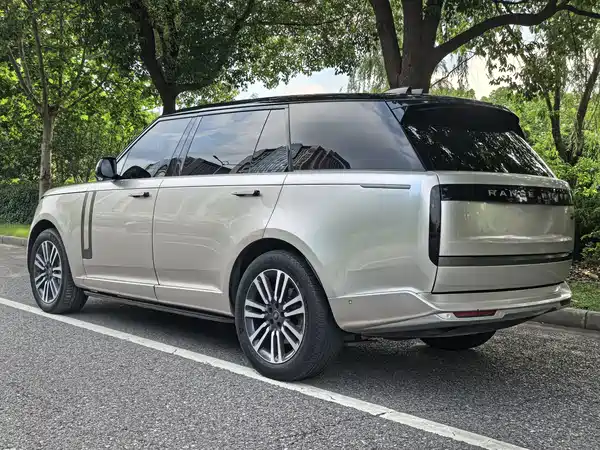 Land Rover Range Rover 2023