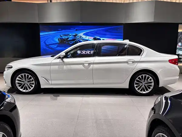 BMW 5 Series 2020