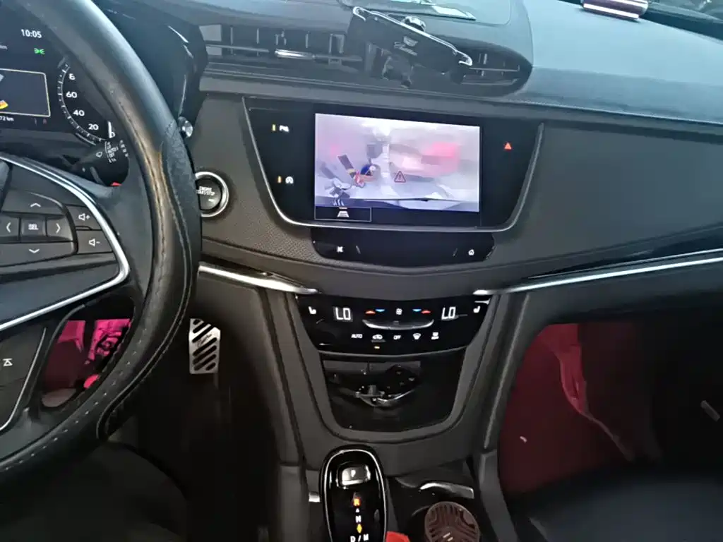 Cadillac XT5 2024 — фото 13