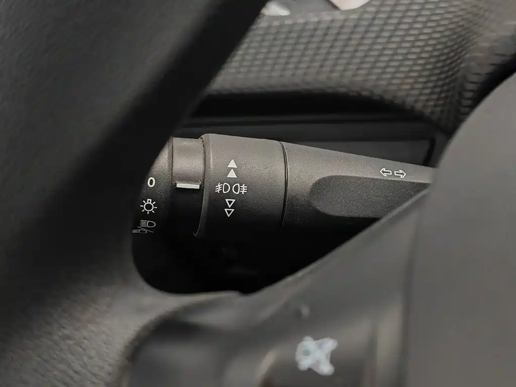 Peugeot 2008 2015 — фото 21