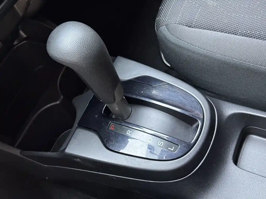 Honda Fit 2018 — фото 13